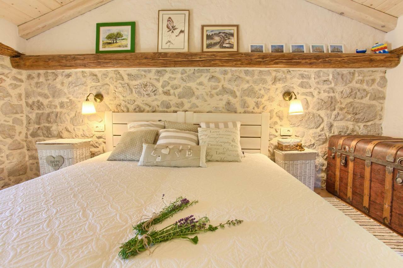 White Cottage Heritage House Čižići Zewnętrze zdjęcie